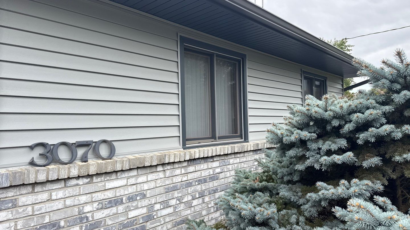 Siding Replacement using Alside Charter Oak D4.5" Cape Cod Grey by 180 Contractors