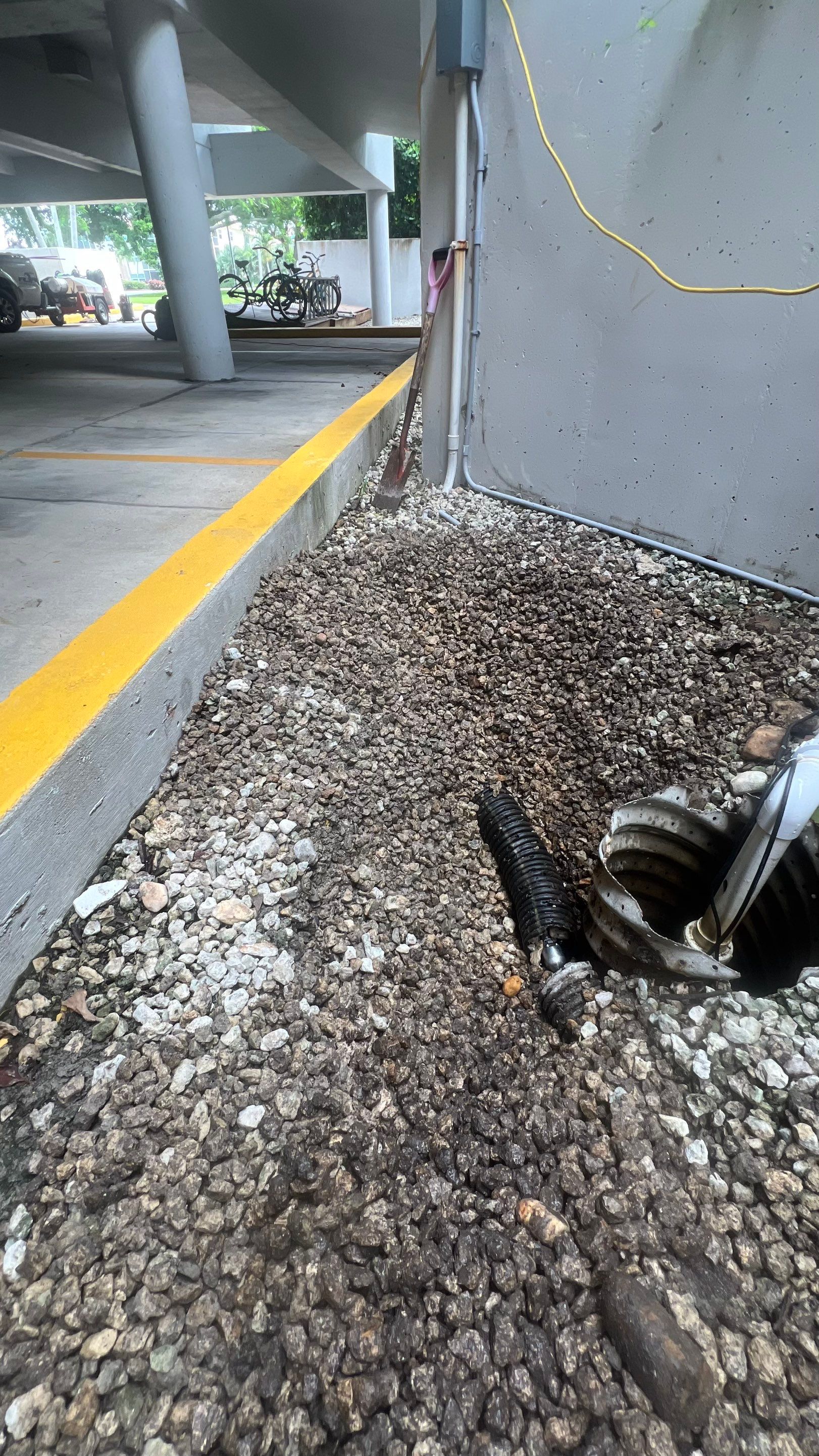Marco Island Condo Stormwater System Maintenance and Standing Water Removal by APS Power & Water