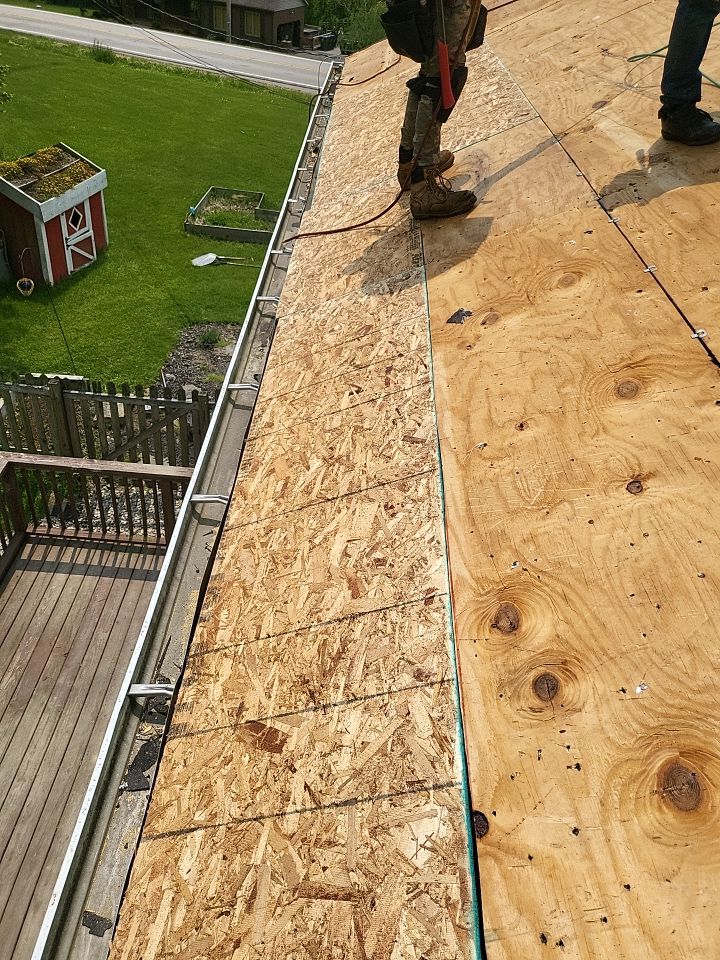 ATLAS PINNACLE COLOR: PRISTINE BLACK by Eagle Eye Roofing