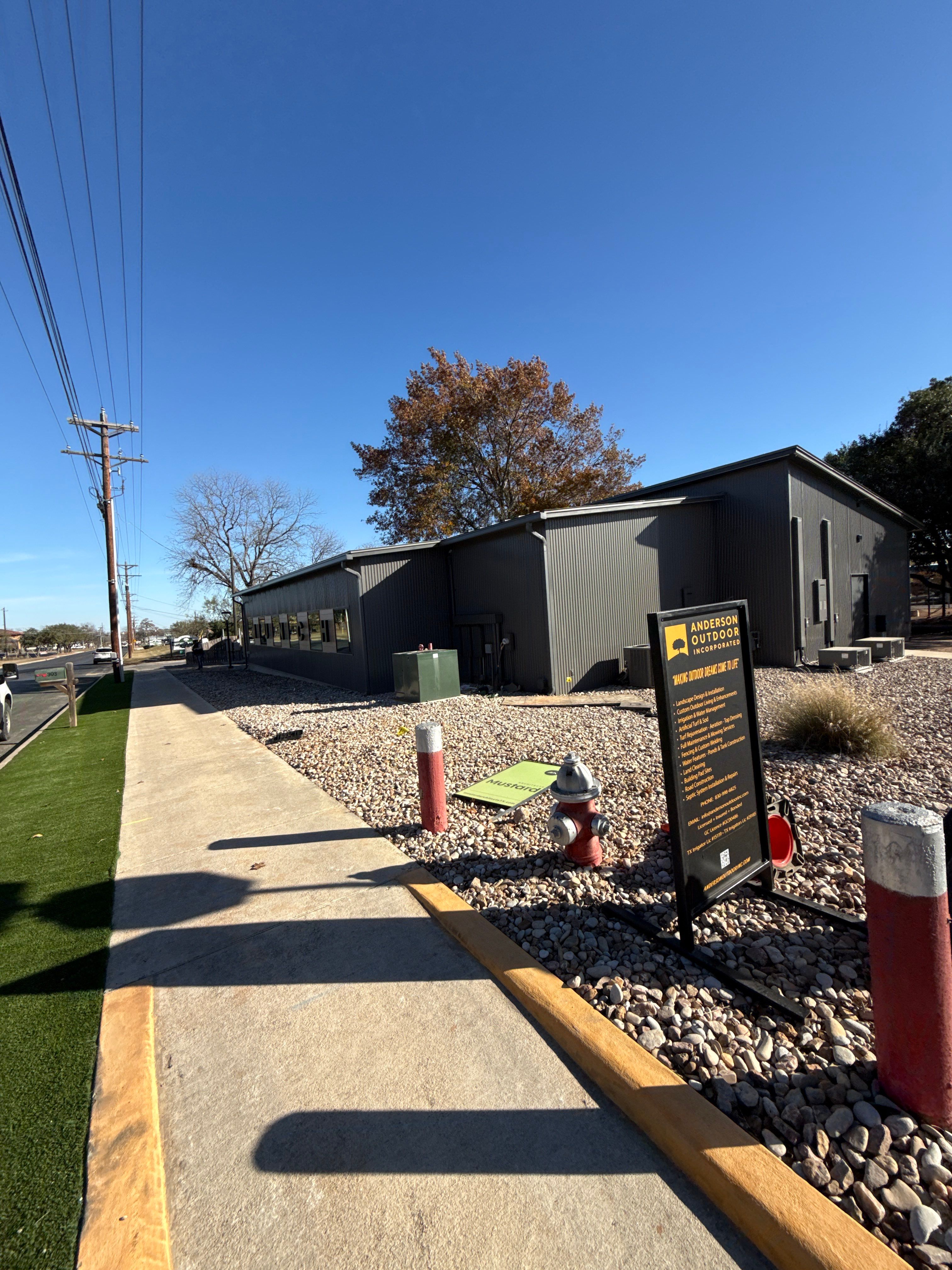 Munch Food Park Project FBG Texas by ANDERSON OUTDOOR INCORPORATED AOI