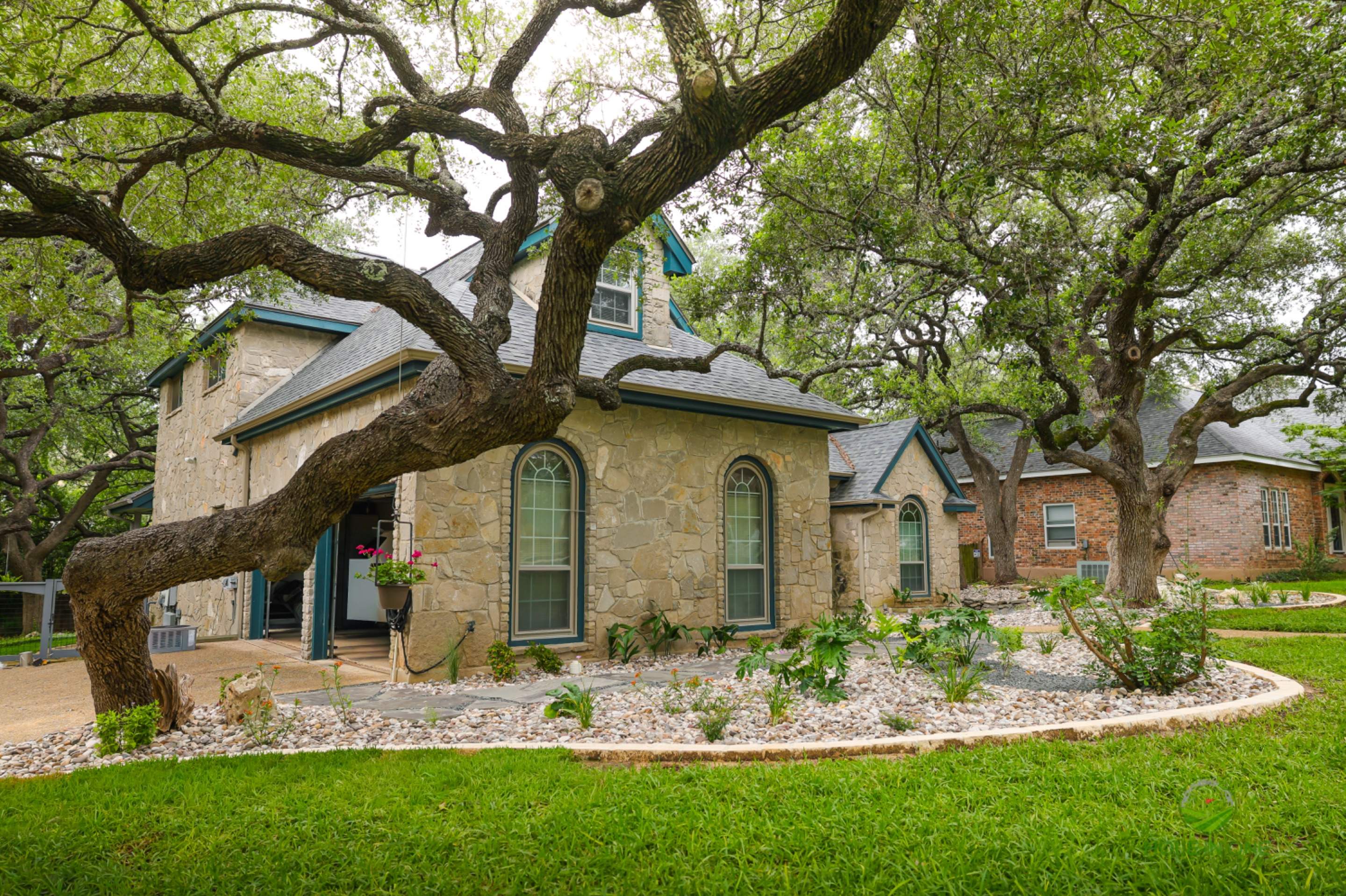 Vista Del Norte, San Antonio TX by Hole In One Lawns, LLC