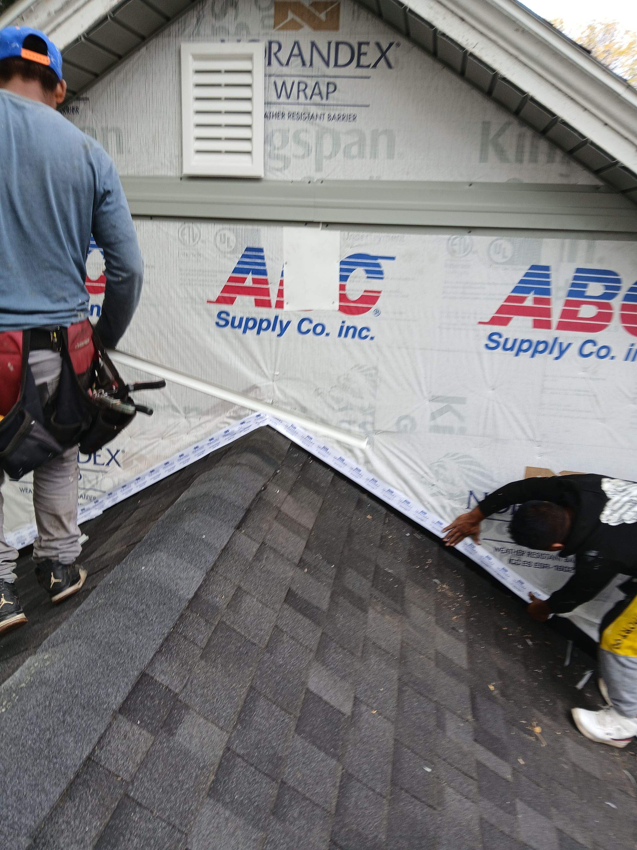 FULL HOME SIDING MAKEOVER SHEBOYGAN  by Gellings Roofing & Siding