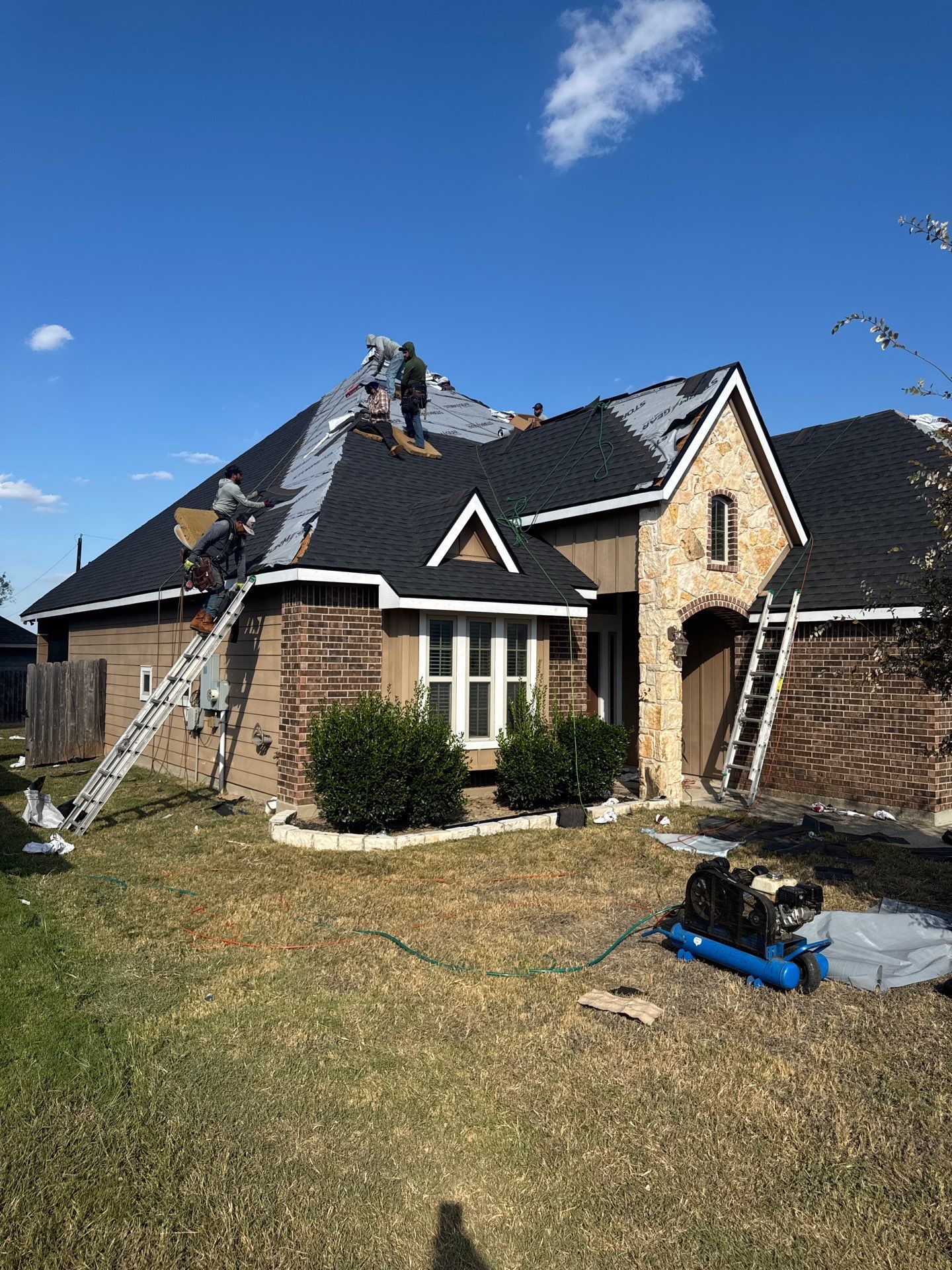 Residential Roof Replacement using GAF NATURAL SHADOW - CHARCOAL by Elite Roofing LLC