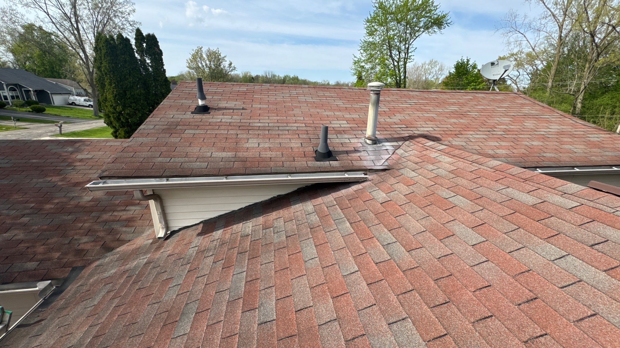 Roof Replacement using Owens Corning Brownwood by 180 Contractors