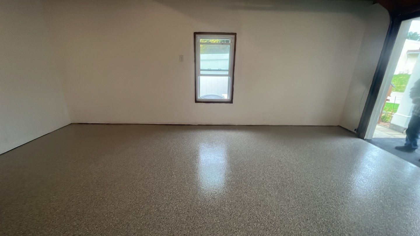 Garage in Nashua, NH 03060 by Symphony Concrete Coatings