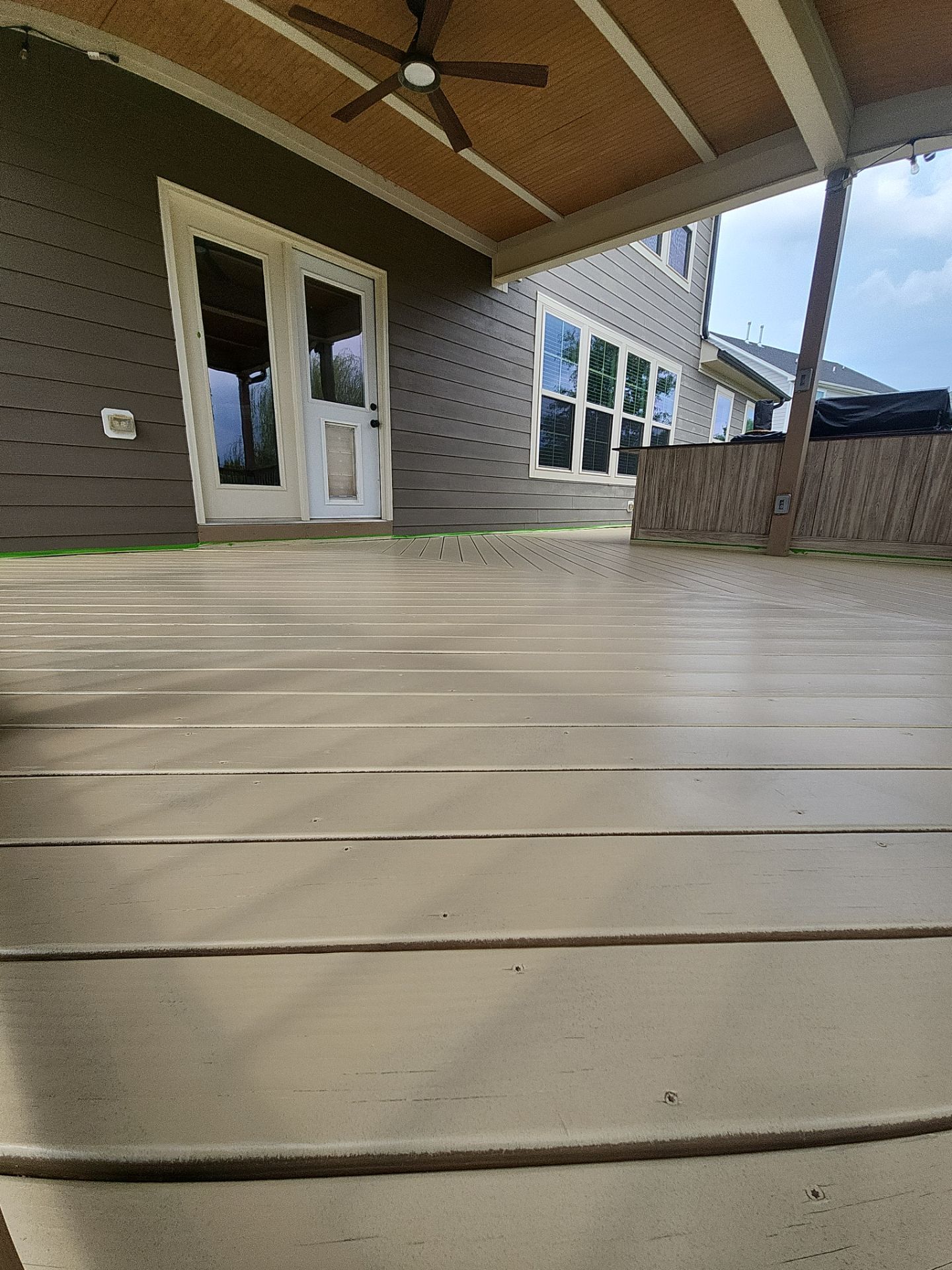 Weathered Deck using AcryFin by DuraSeal