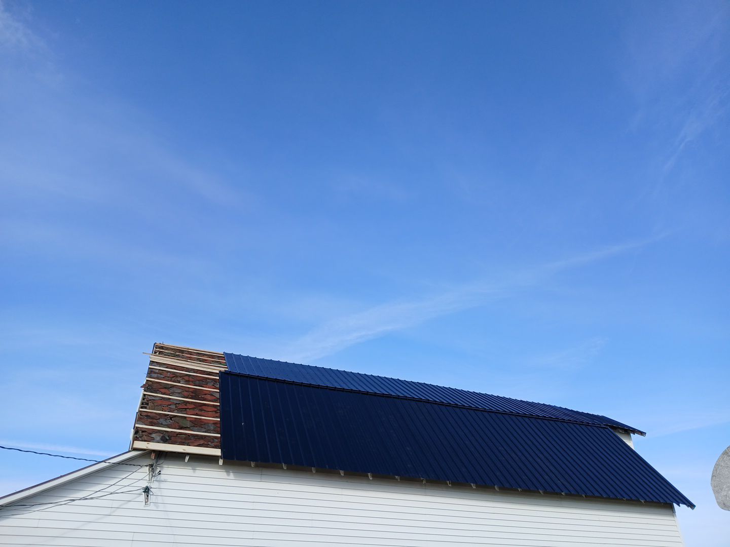 Commercial Roofing Installation using Perfromance Panel Metal - Black by RoofX 