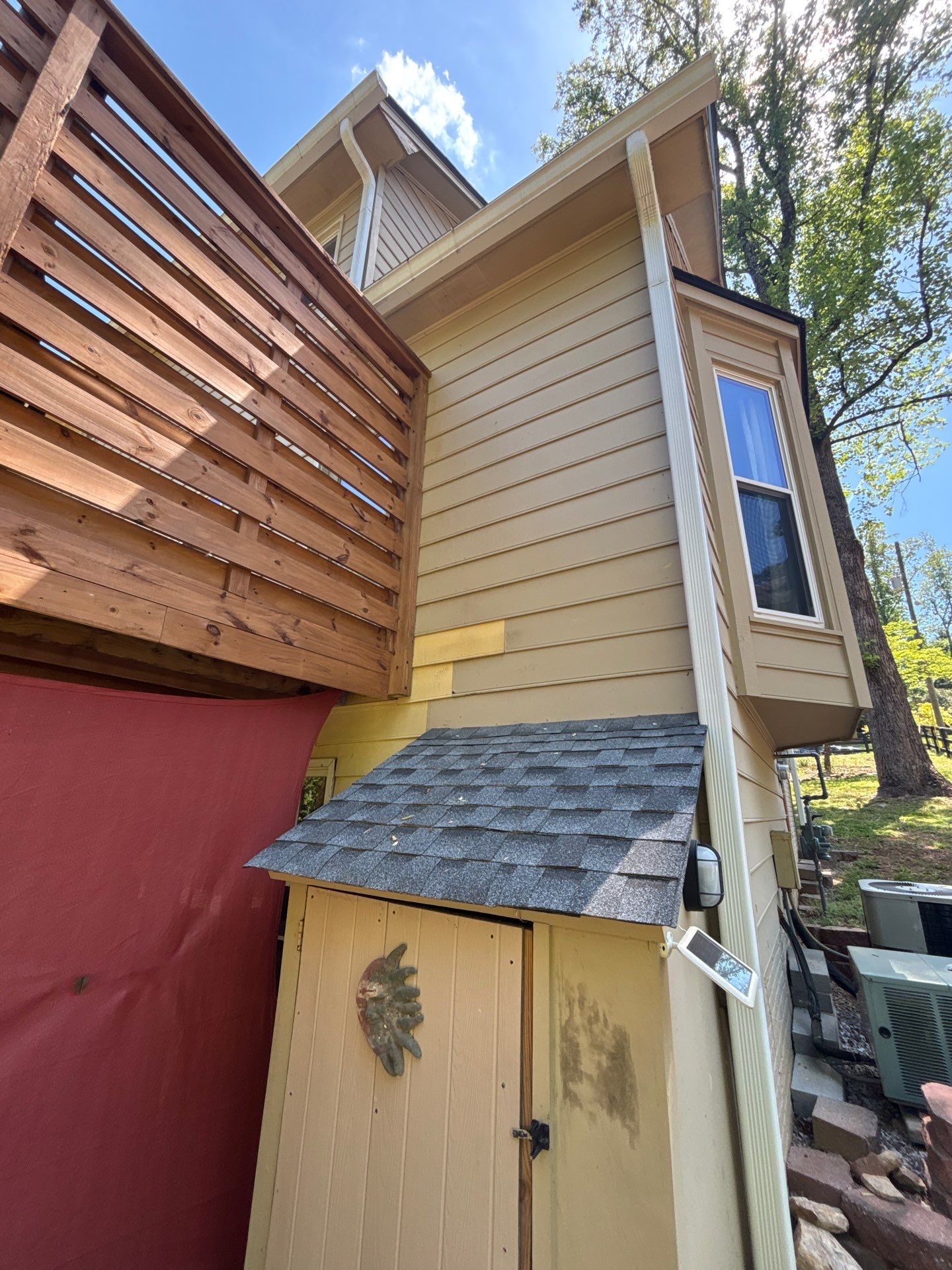 Siding Replacement and Exterior Painting using James Hardie Lap Siding and Sherwin Williams Paint by Nelson Exteriors 