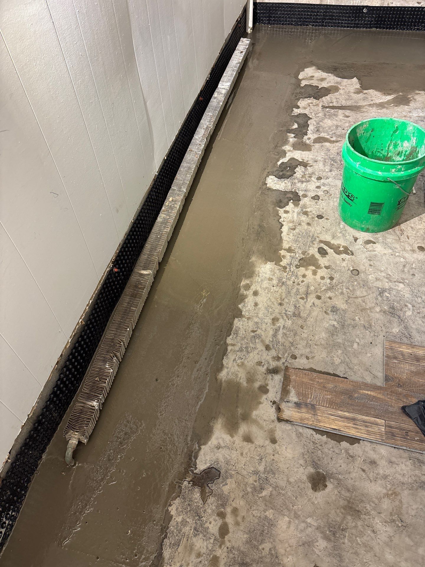 Drain tile and sump pump for George by Waterproofing Northeast