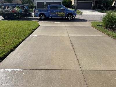 Concrete Driveway Cleaning in Arbor Reserve Community Bradenton, Fl