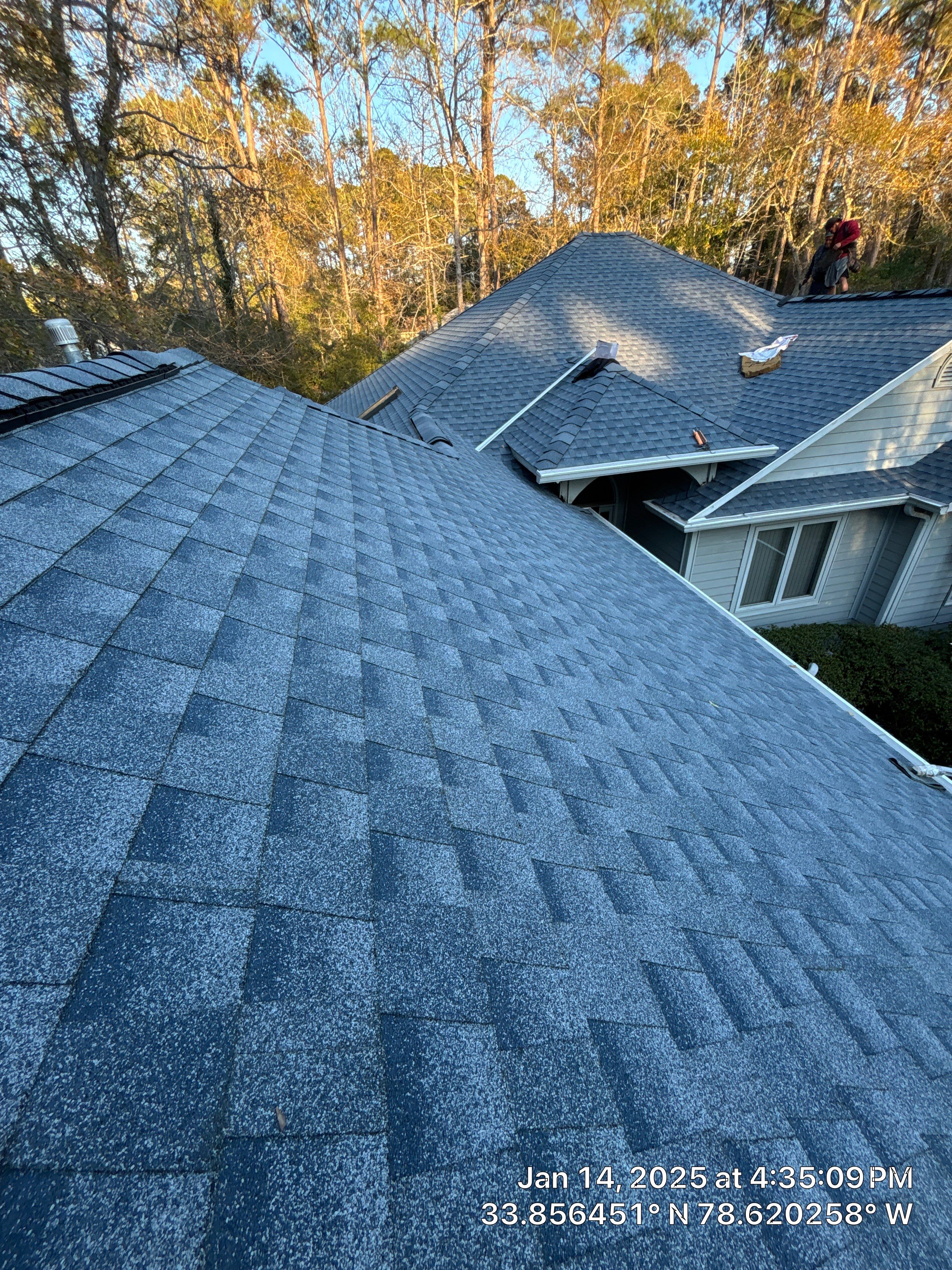 GAF HDZ - Biscayne Blue by Linta Roofing