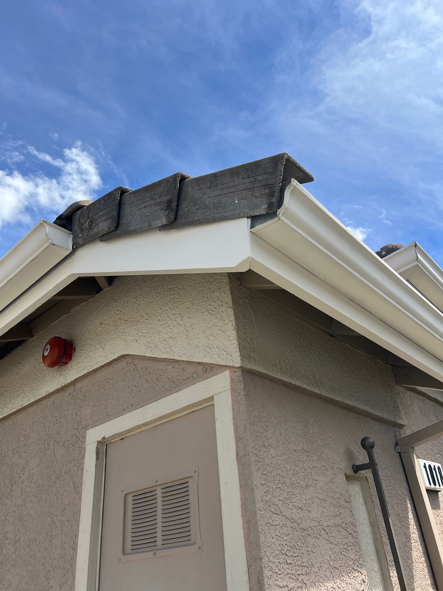 Seamless White Aluminum Gutter Installation and Fascia Maintenance in Vacaville by  H4H Remodeling and Repairs Inc.