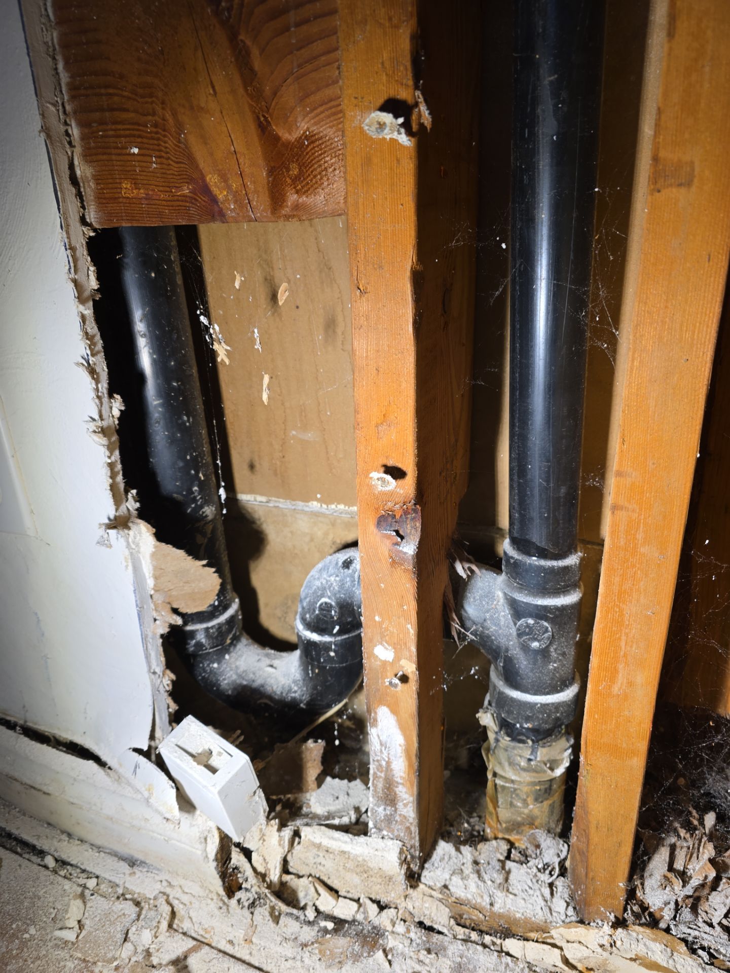 Water Connections by Us Plumbing 
