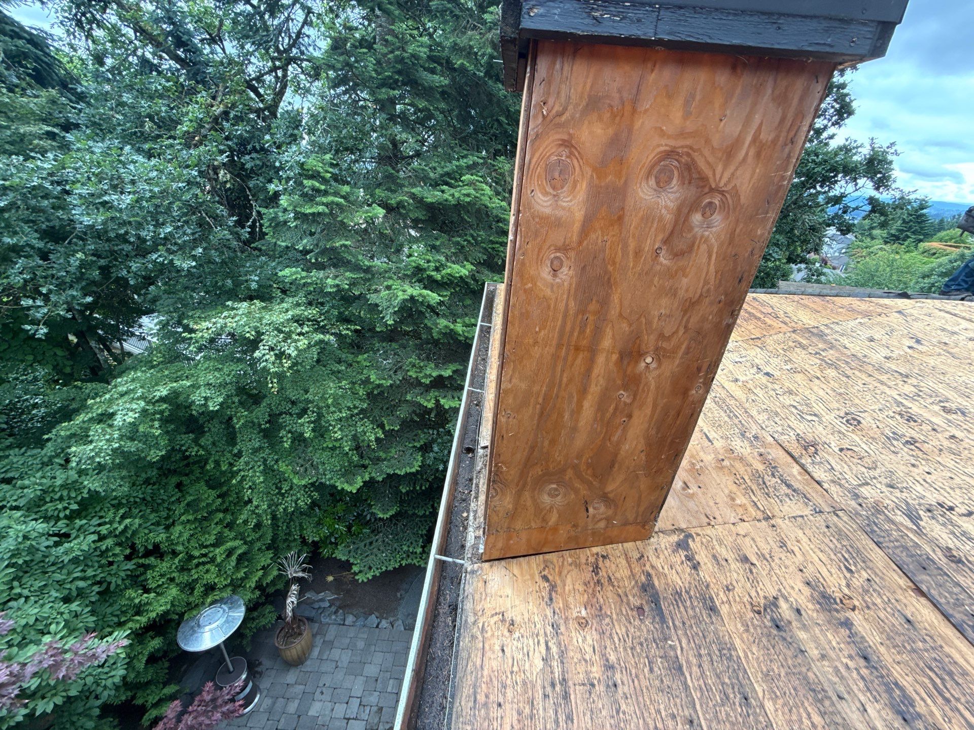 Project in West linn by Tom Leach Roofing