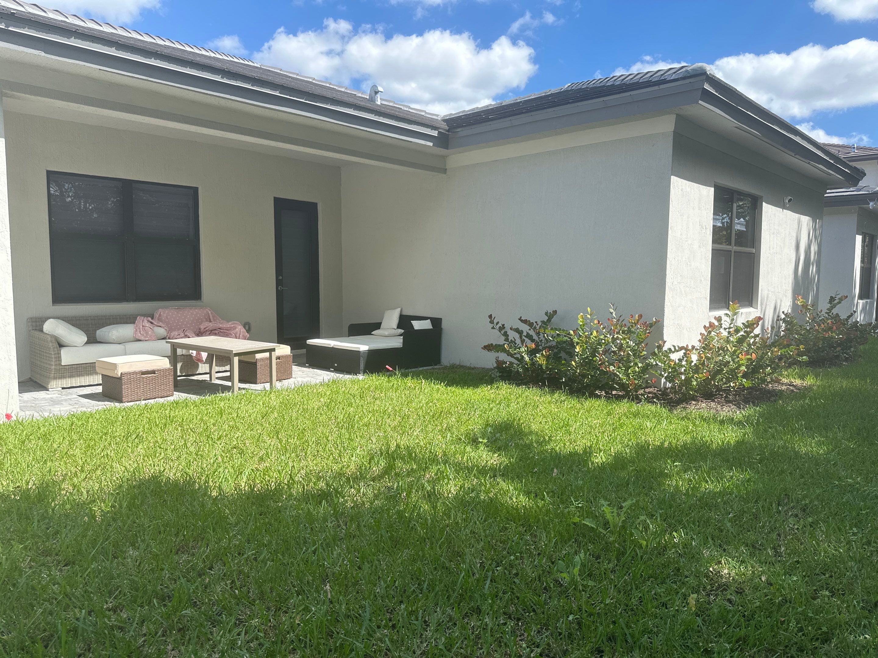 Project in Miramar by ROSMEL POOLS INC