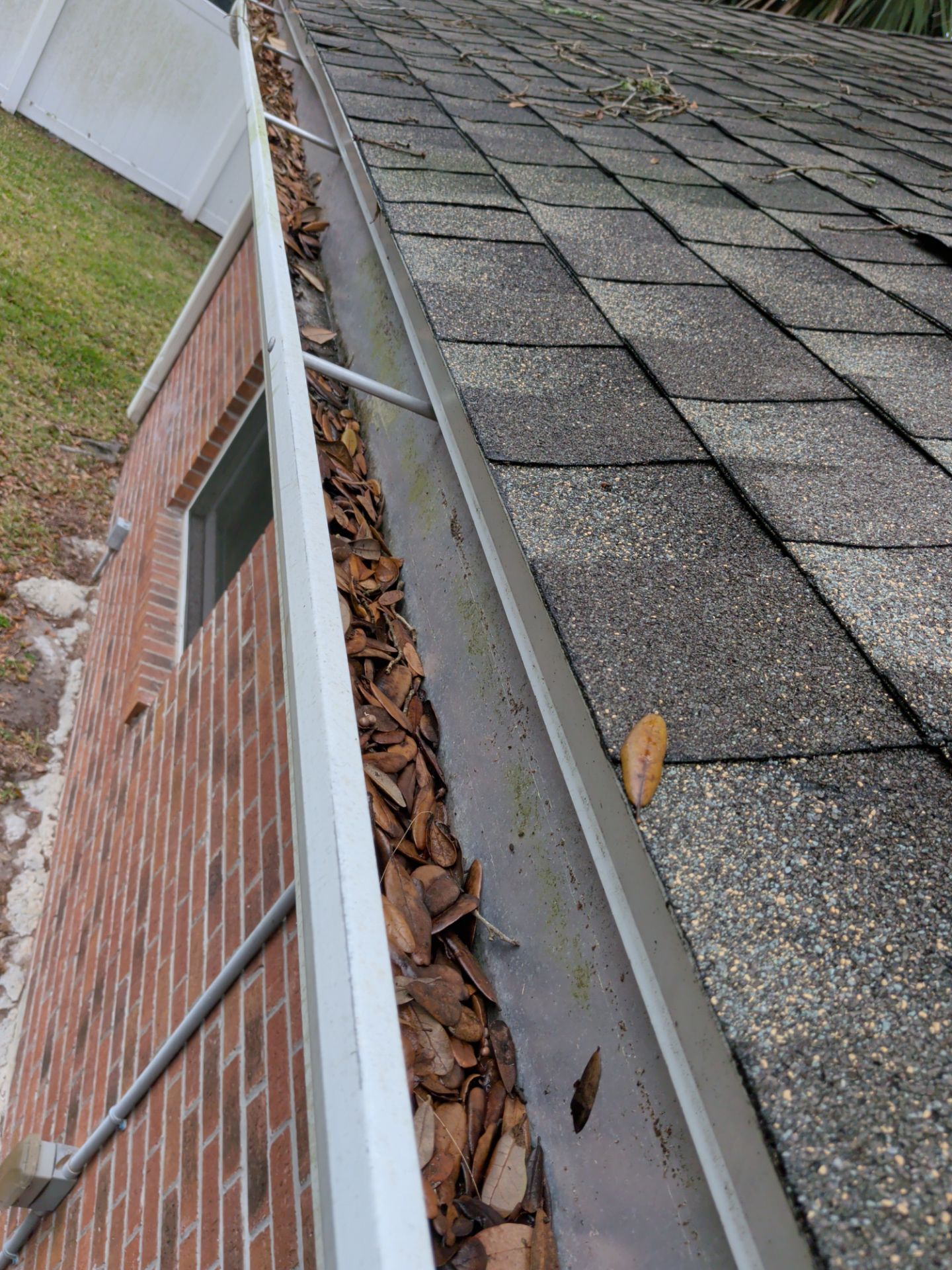 Gutter Cleaning & Debris Removal — Oceanway (Northside Jacksonville) by Harmoni Home Services