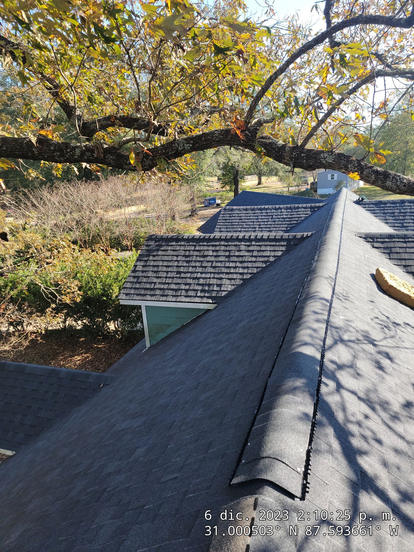 Jaye by IAM Roofing LLC