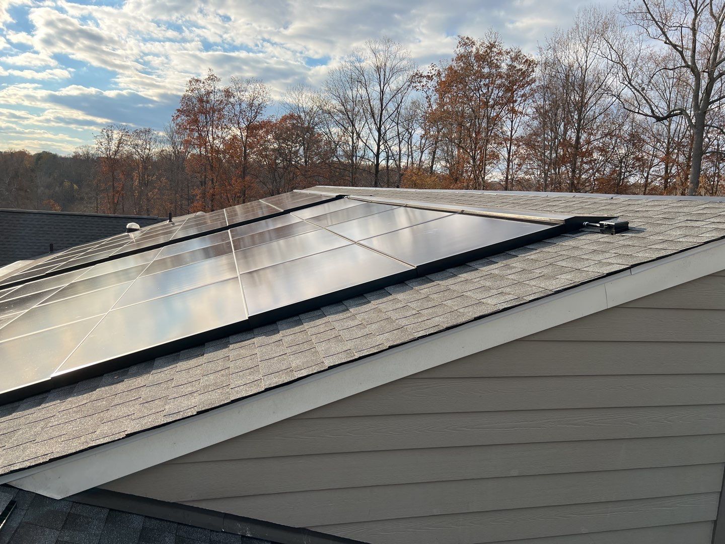 Solar Roof using GAF Decotech integrated panels by American Home Contractors