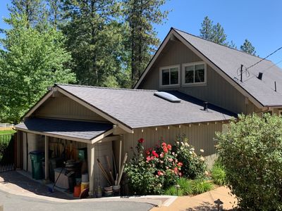 Residential Roofing Installation using Owens Corning Roofing Shingles
