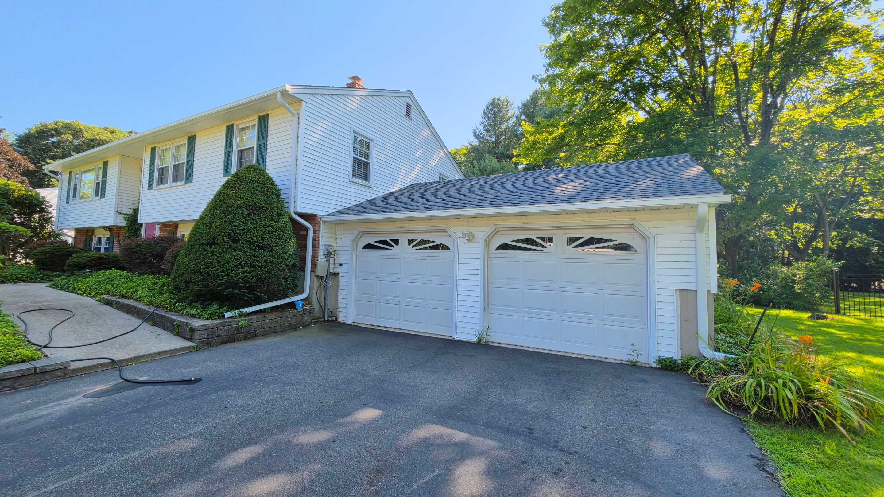 MaxFlow  by DiGiorgi Roofing and Siding Inc