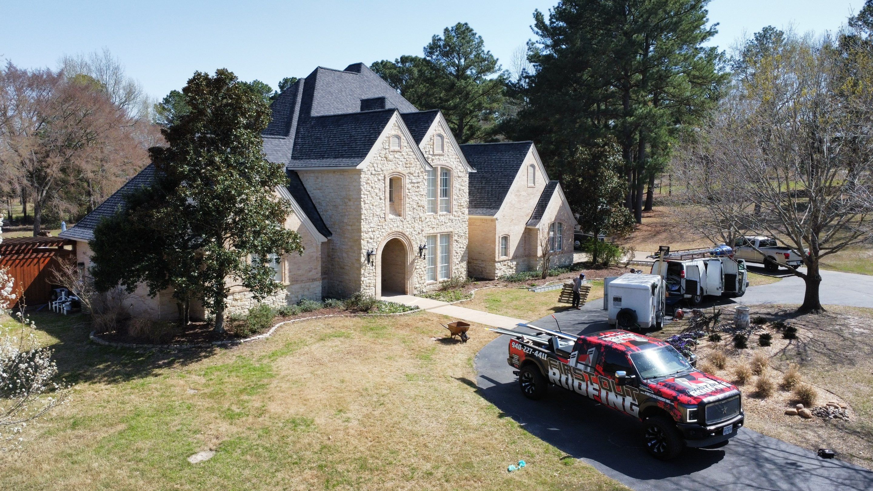 Landmark Moire Black by First Out Roofing 