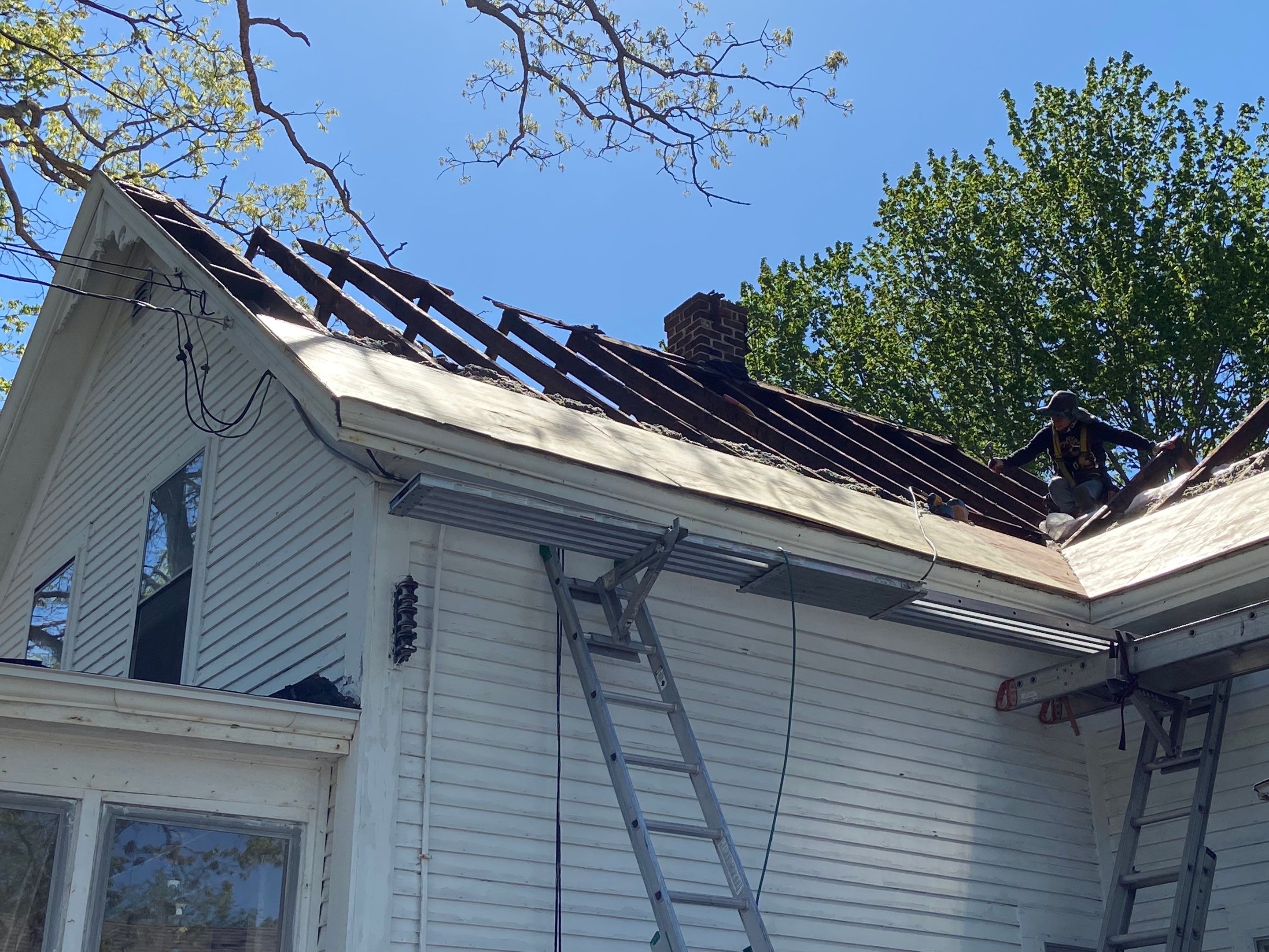 Residential Roofing Installation using Owens Corning TruDefinition by Sensible Home Solutions