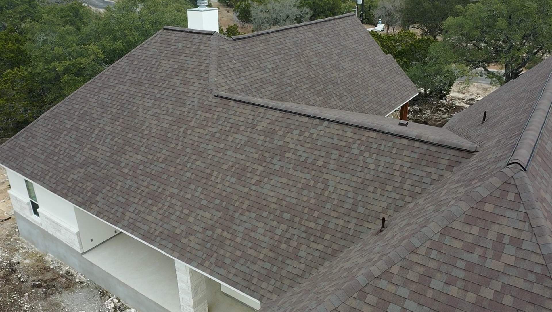 New Home Construction using Owens Corning 30 year Architectural Shingles by Premier Roofing and Contracting
