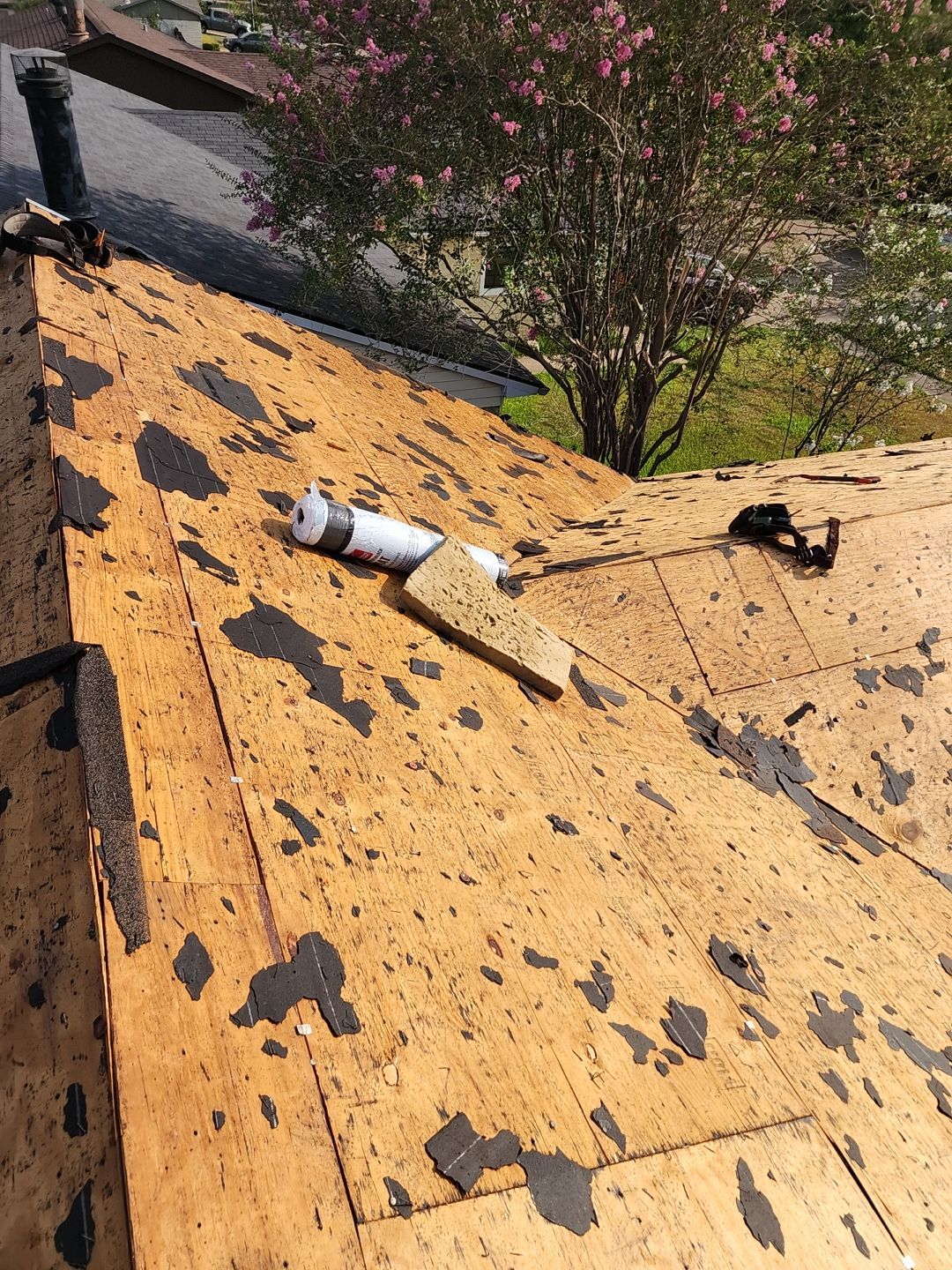 Residential Roofing Installation using Owen's Corning Duration (Lifetime) Shingles by Roof Repair Company