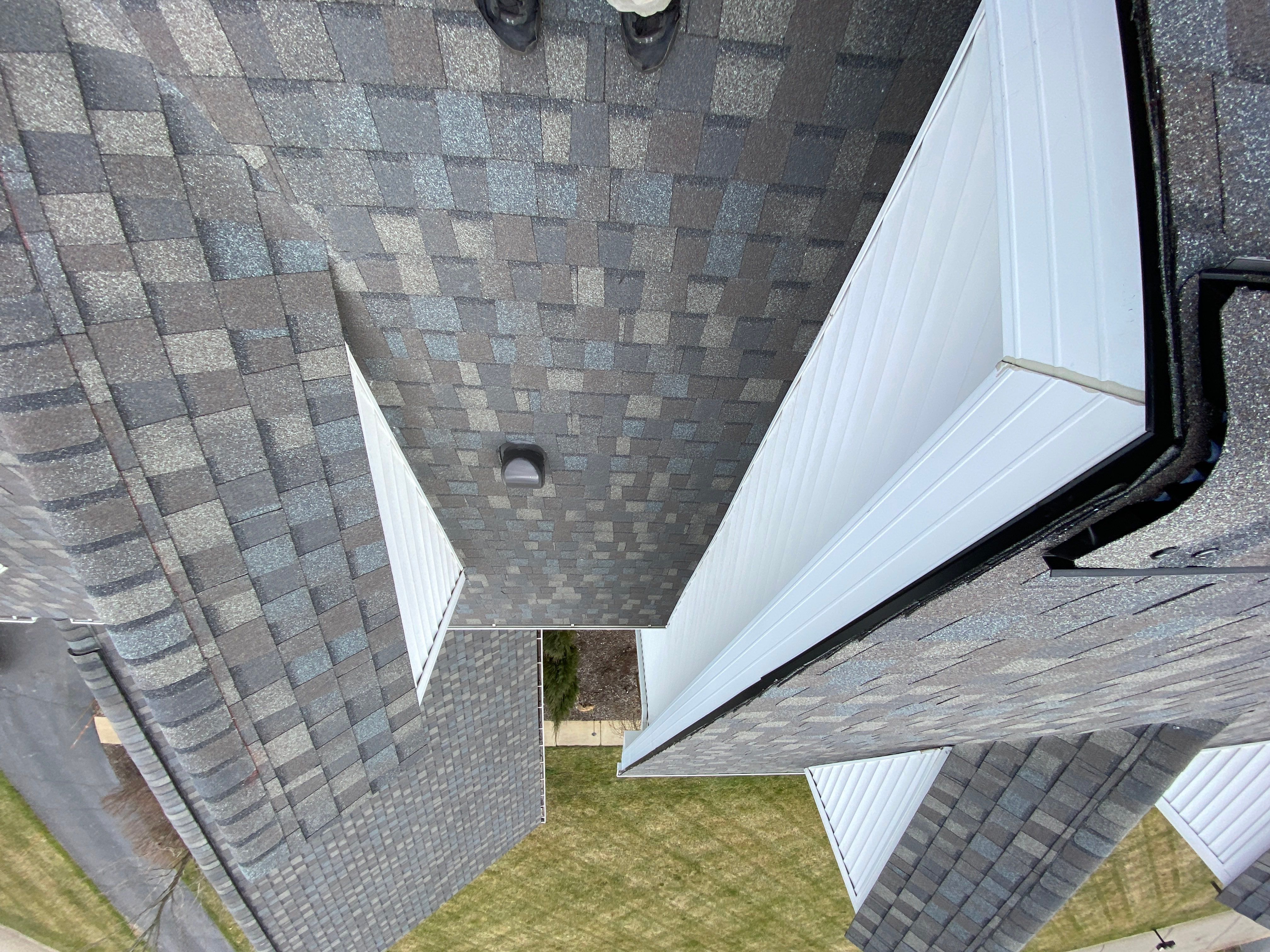 Roof Replacement using CertainTeed Landmark by 180 Contractors