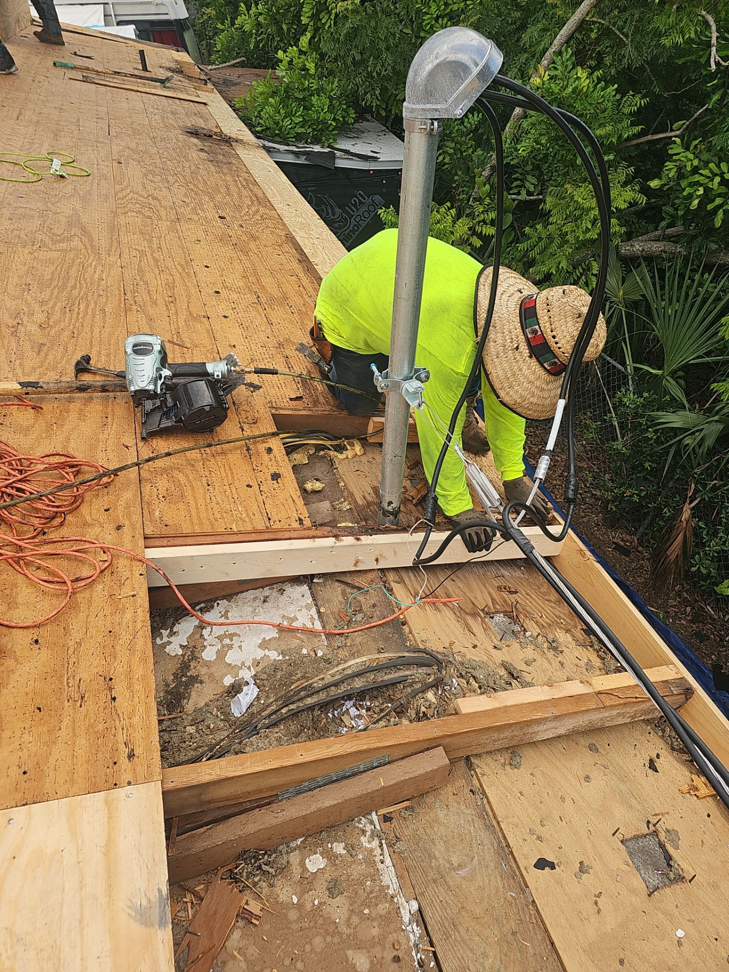 Project in Bradenton 34203 by Mitchell Roofing Company LLC 