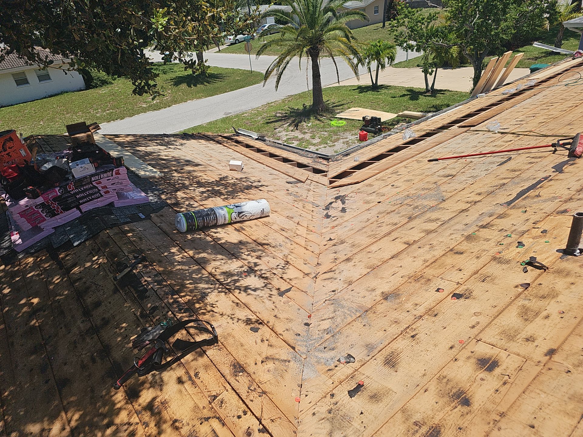 Project in Largo 33774 by Mitchell Roofing Company LLC 