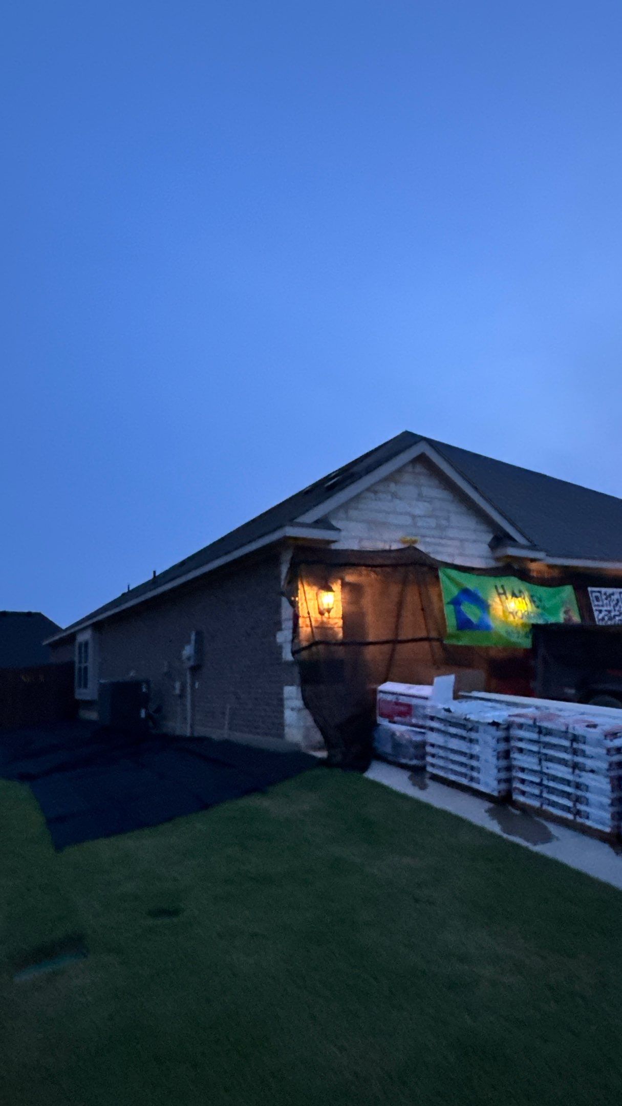 Roof & Rain Gutter Replacement by Harvey Roofing & Construction