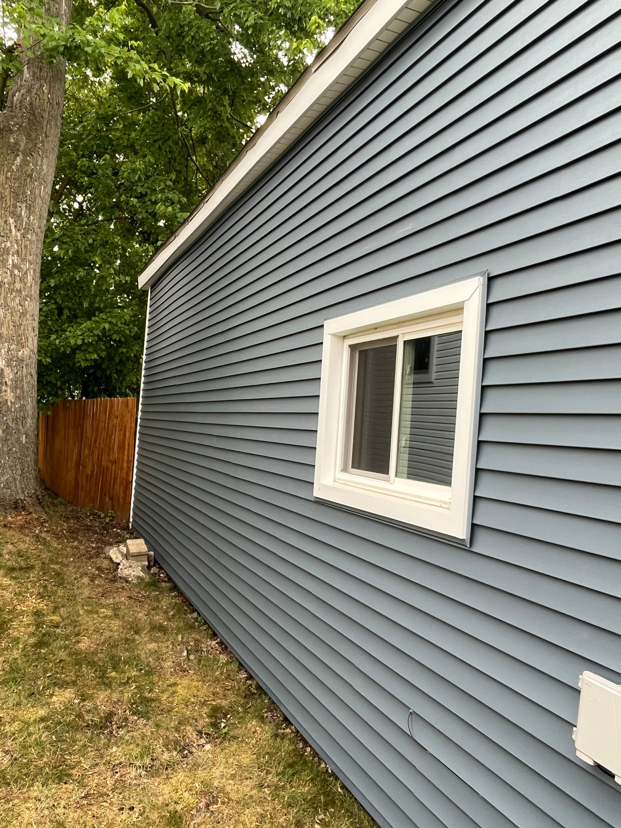 Siding Replacement using CertainTeed Restoration Classis D4 by 180 Contractors