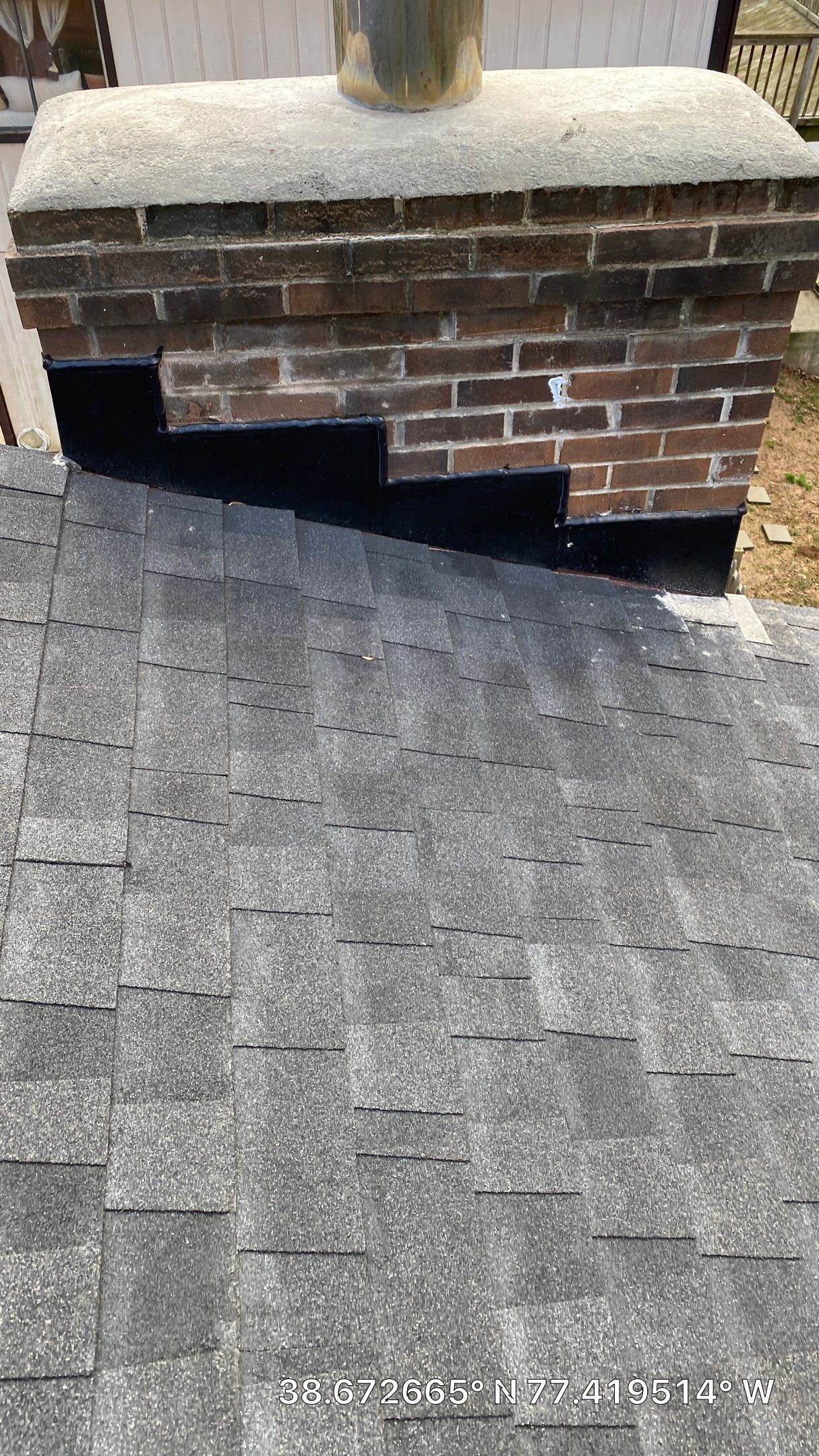 Manassas: CertainTeed Landmark Designer Shingles in Charcoal Black by RM Banning, Inc.