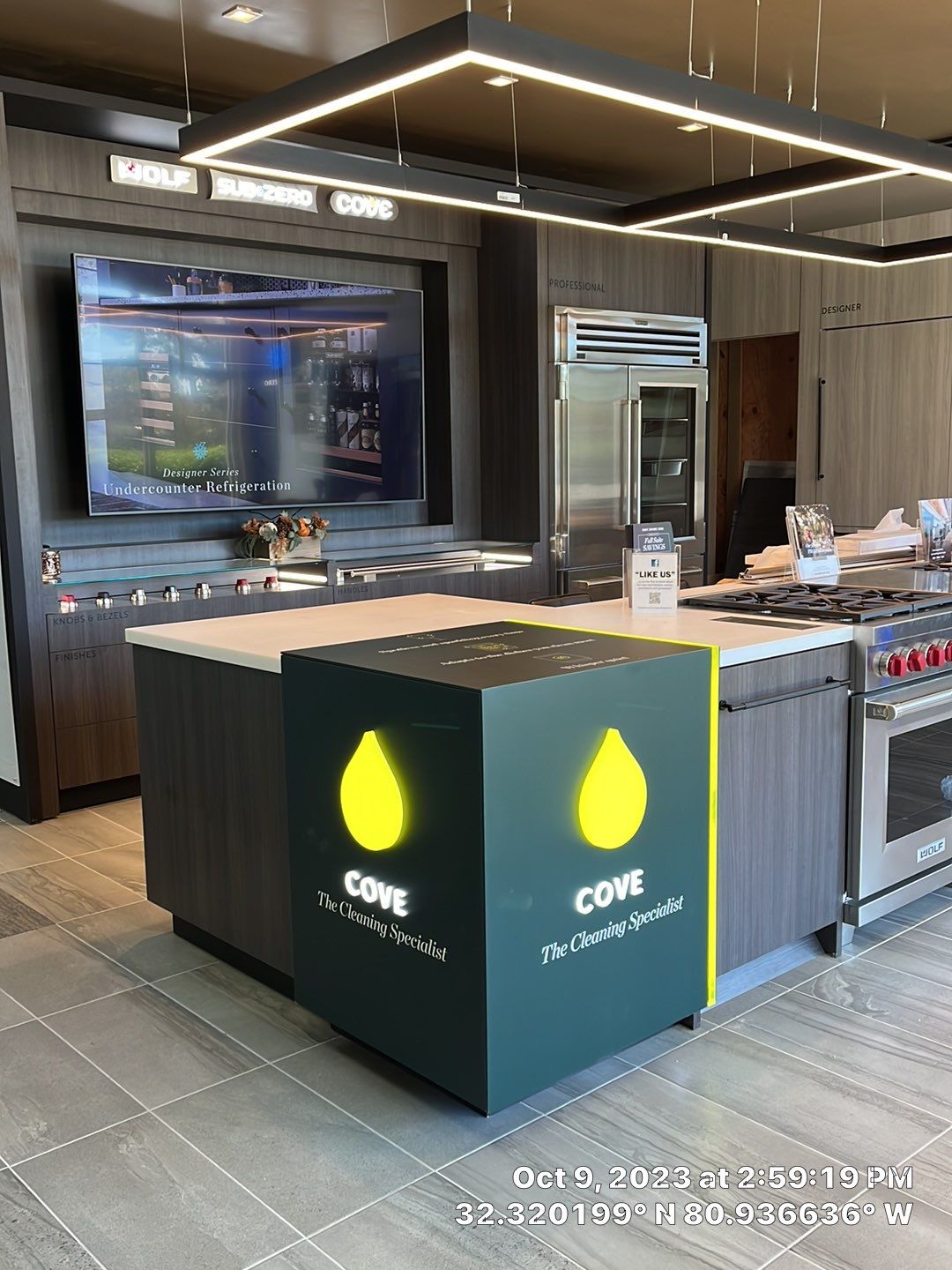 Construct Living Kitchen by Thompson Industrial