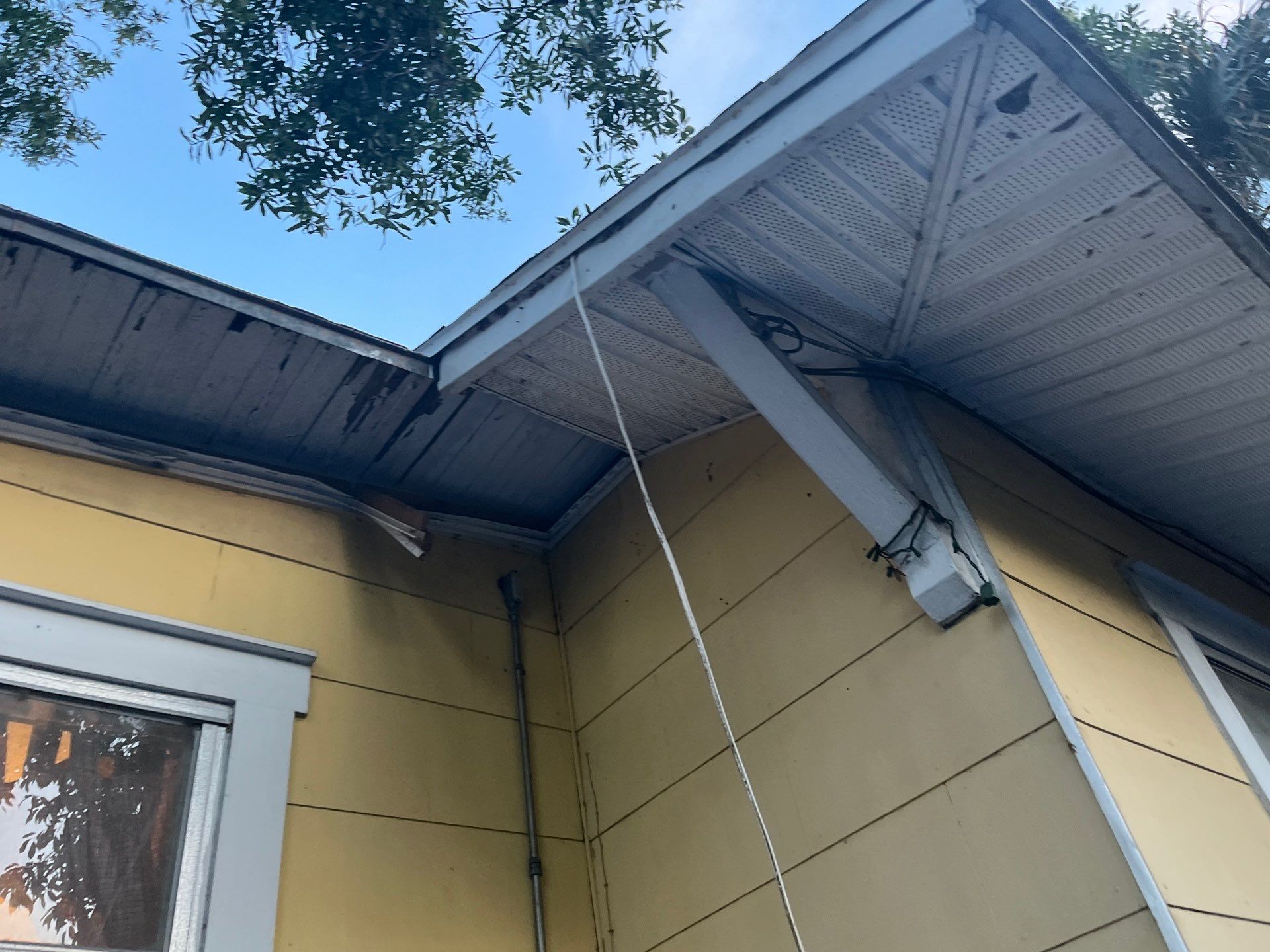 Project in Gulfport 33707 by Mitchell Roofing Company LLC 