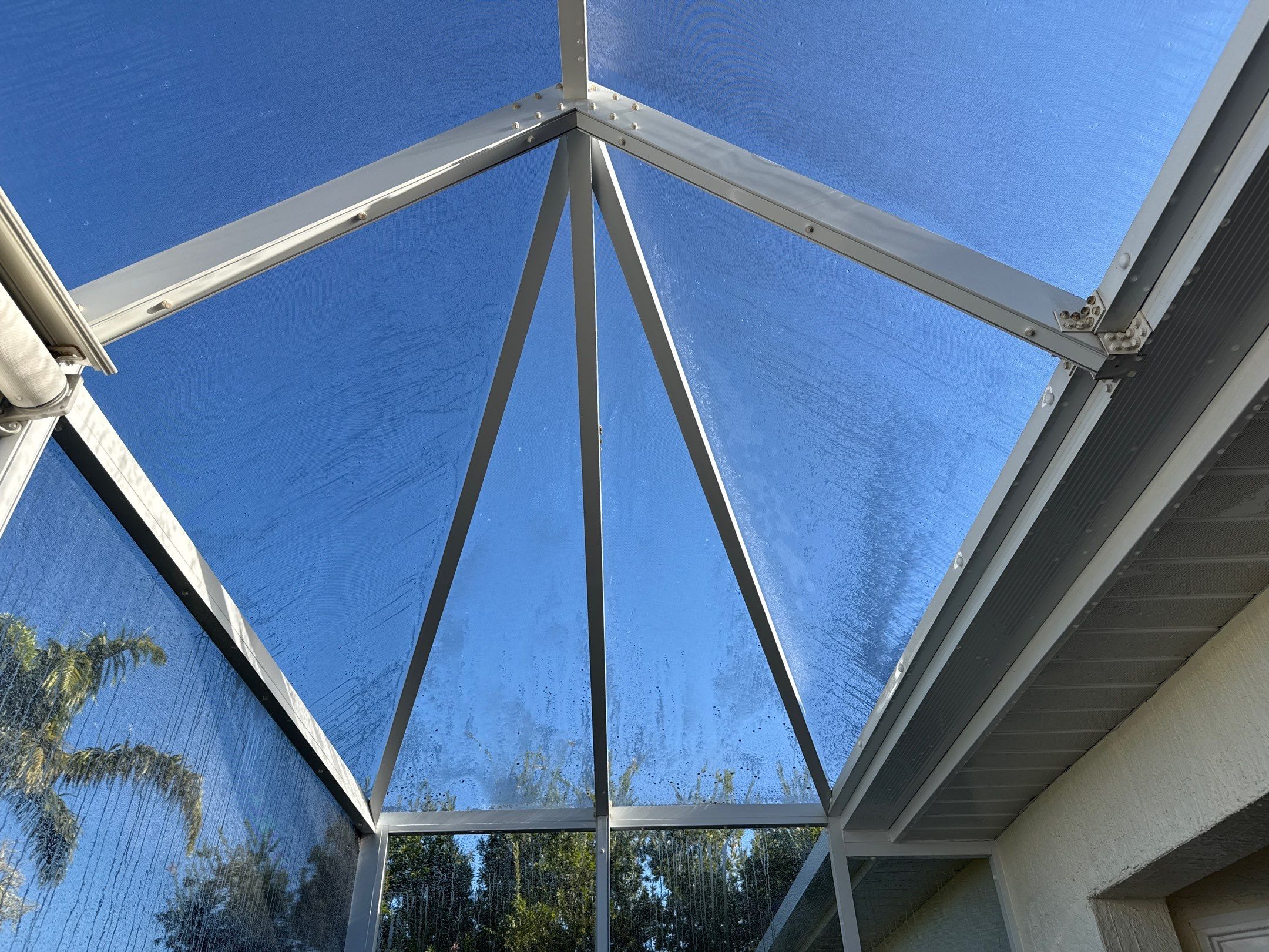 University Park Lanai Transformation | Screen Enclosure & Shade Cleaning by Sunshine AquaWash