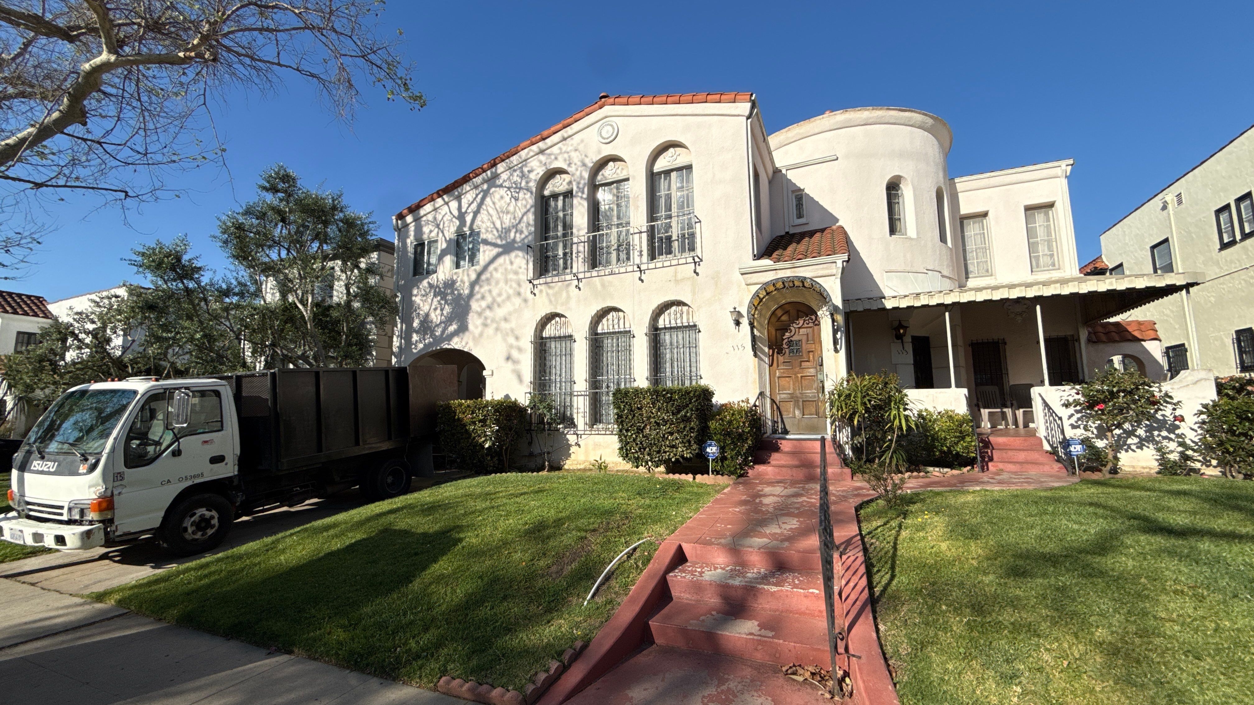 New Roof! Apartment Building in L.A.  by Hull Brothers Roofing