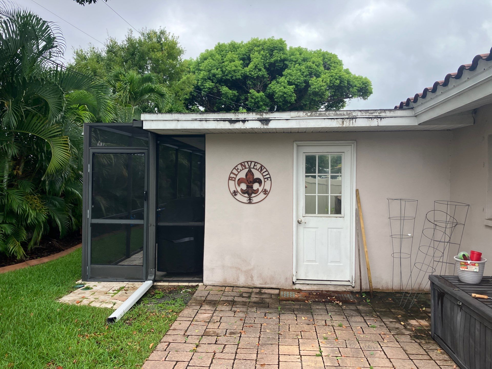 Project in Largo 33774 by Mitchell Roofing Company LLC 