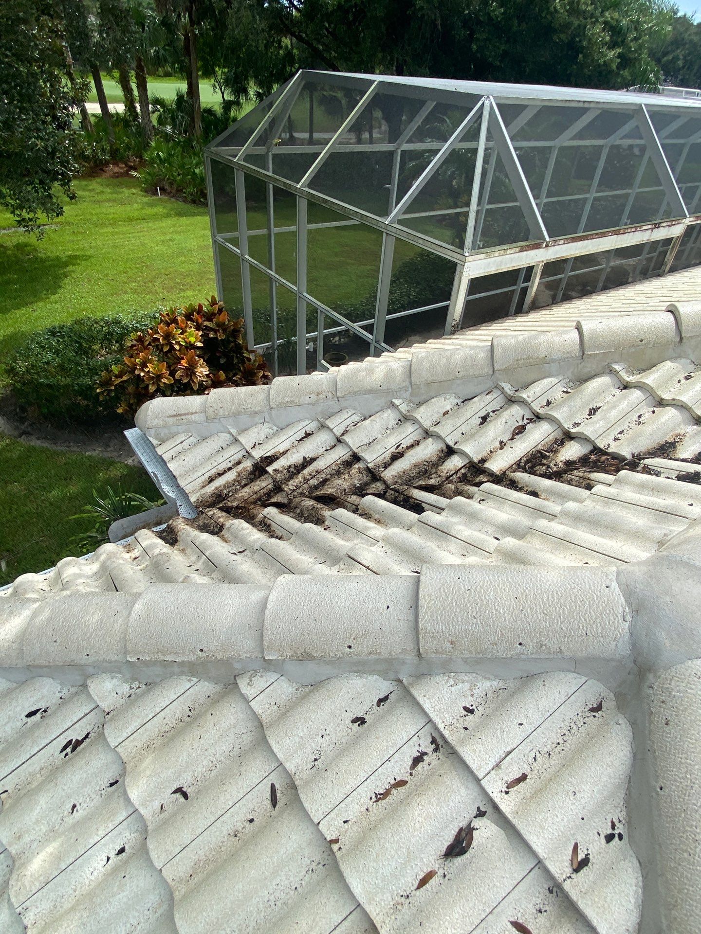 Leaf Guard using Gutter Guards for Florida Home by Gutter Professors