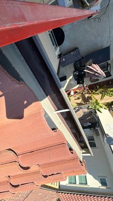 Lake Forest Gutter and Solar Cleaning