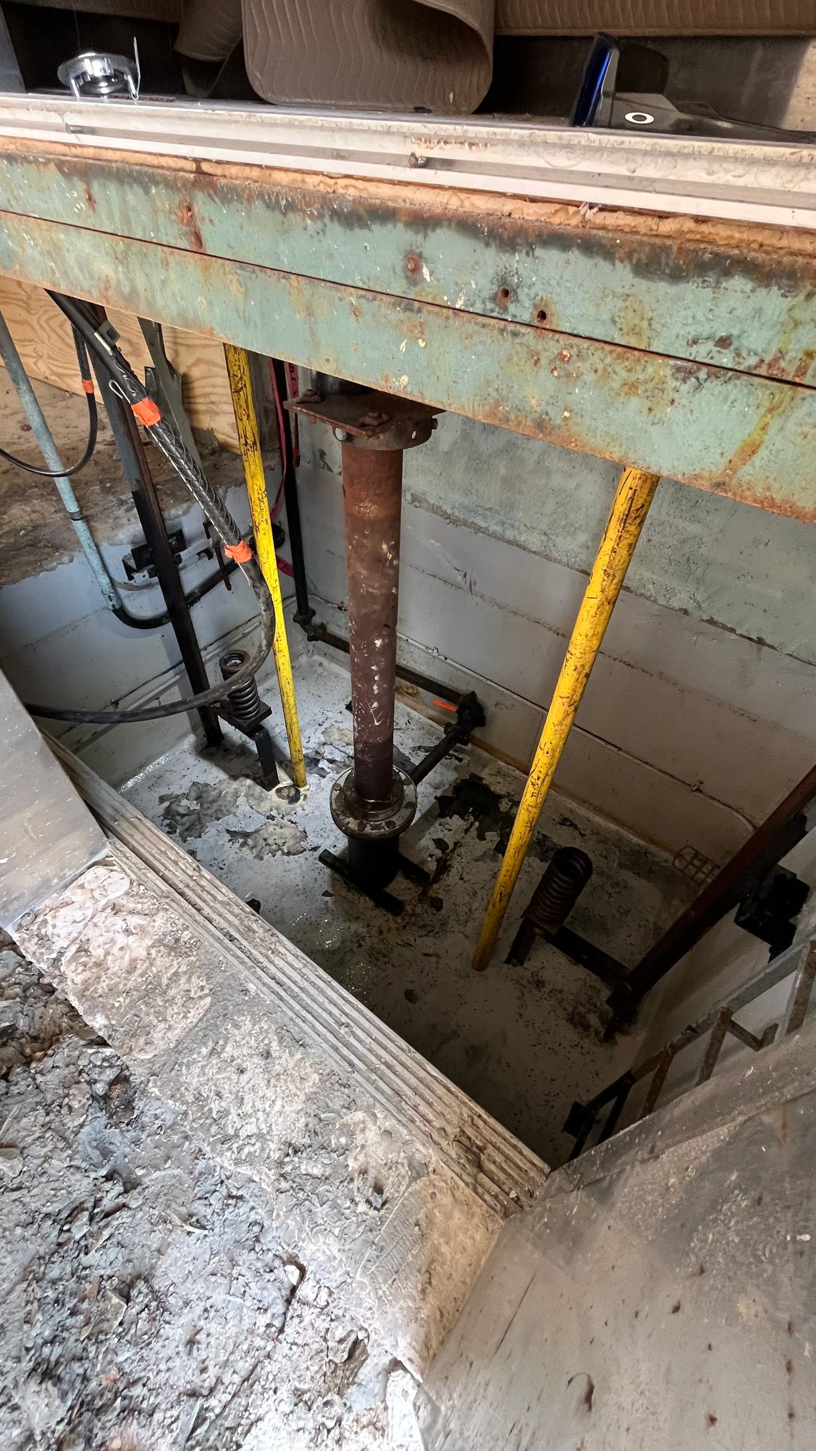Condo Elevator Shaft Clean Out and Remove Bloackage in Storm Drain System by APS Power & Water