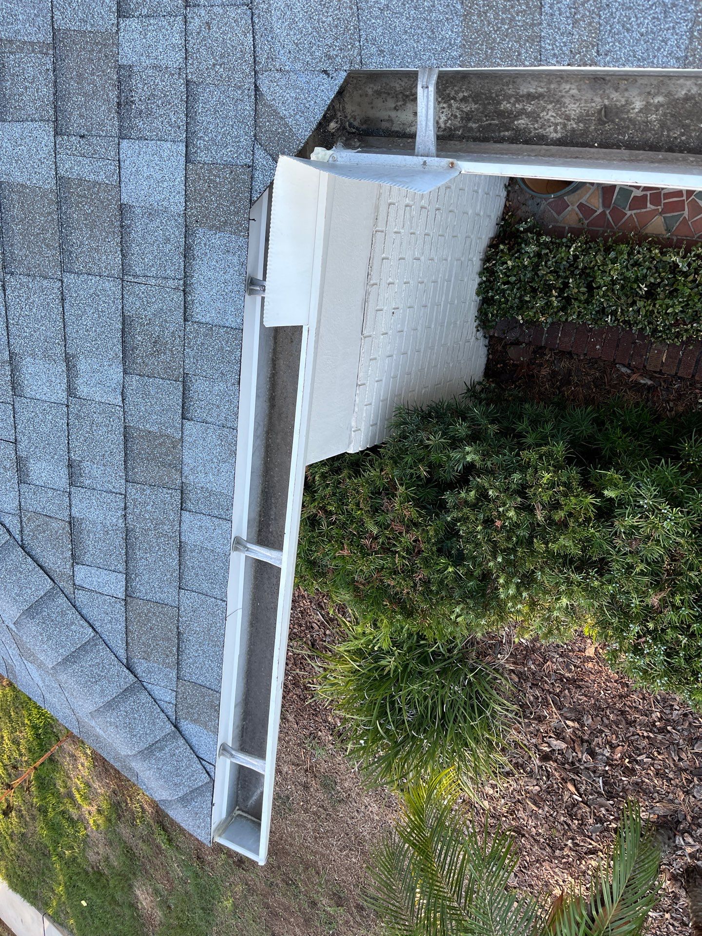 Project in St. Petersburg 33704 by Mitchell Roofing Company LLC 