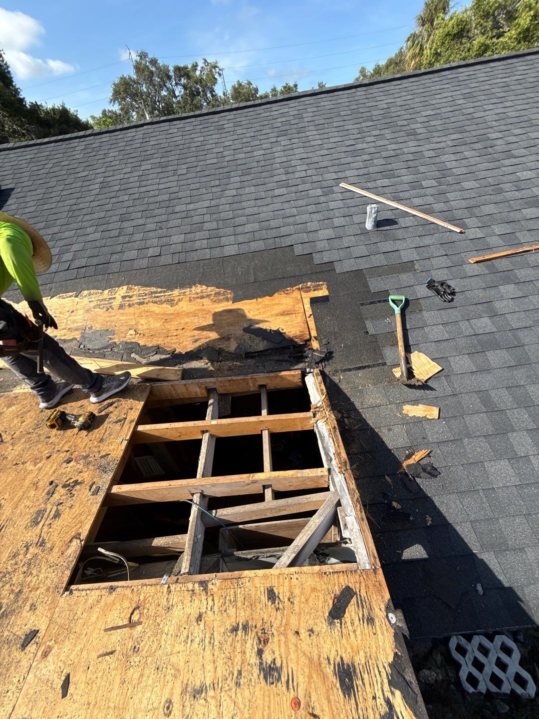 Project in Seminole 33772 by Mitchell Roofing Company LLC 