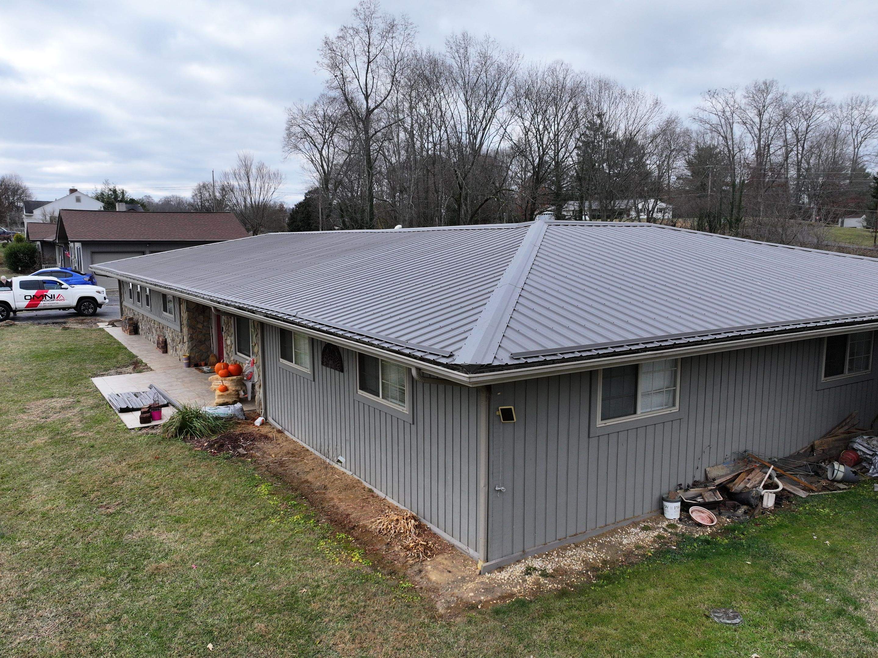 Donnely Residence by Omnia Roofing