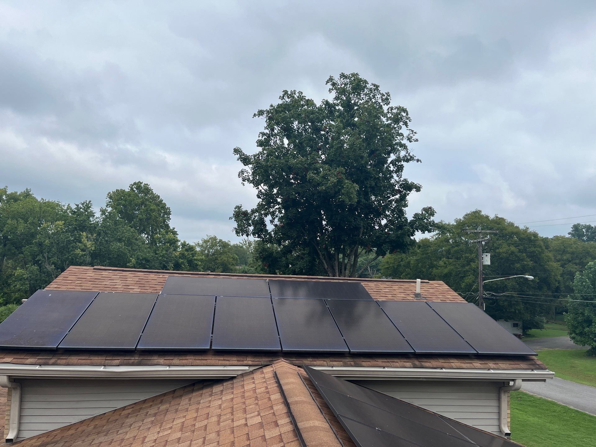 Project in Hendersonville by Green Wave Solar 