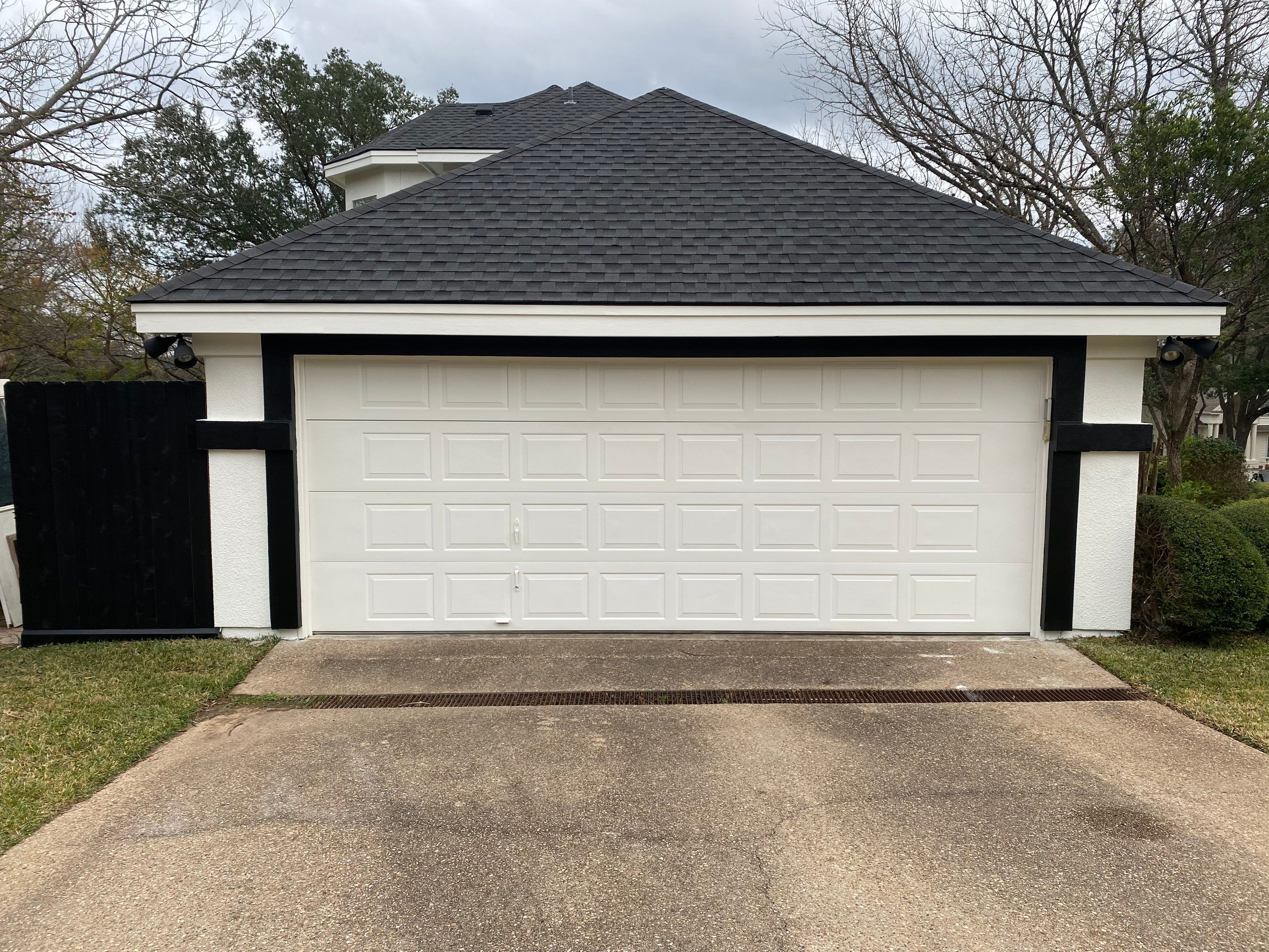 Exterior Repaint in Lakeway by AJ’s Painting