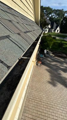 Turtle Shell gutter protection installation in St. Charles, IL 60174, photograph 30