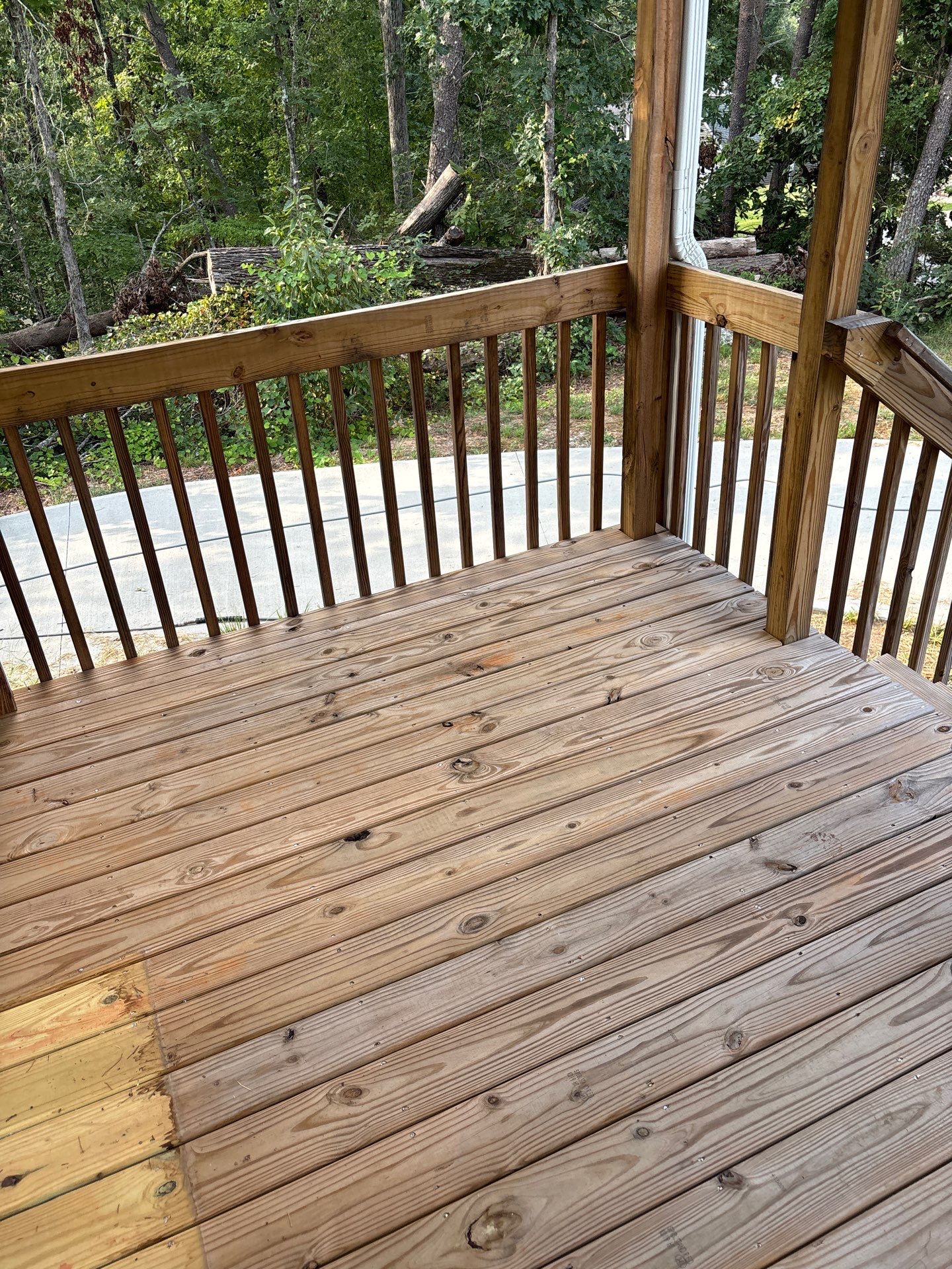 Wood Deck using Wood Sealant by DuraSeal