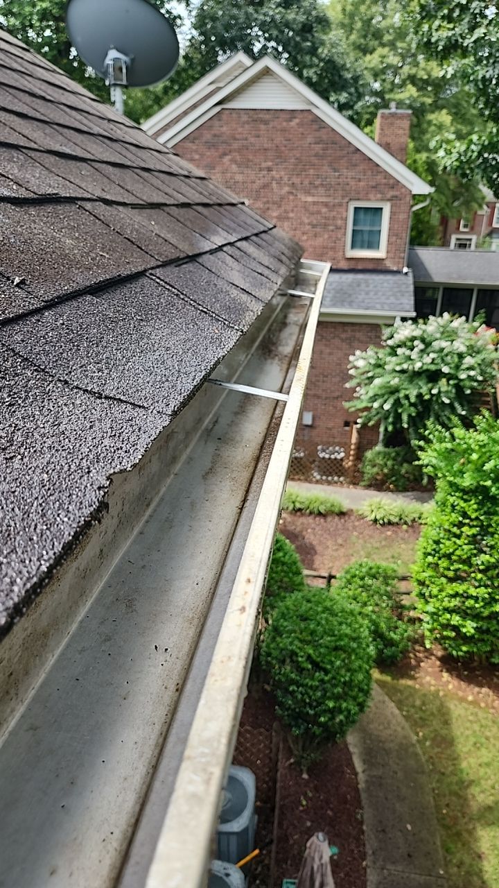 House Wash using cleaner by Power Wash Masters LLC